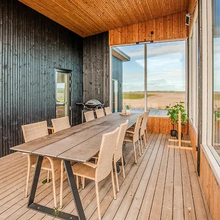 Feriehus Lovely In With Sauna